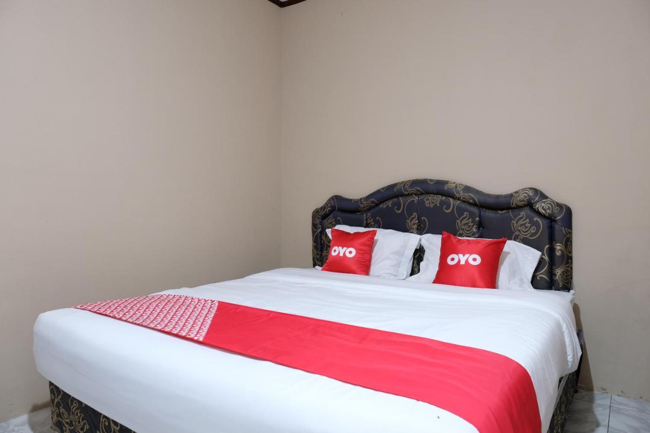 Oyo 1851 Homestay Joss Tanjungbinga Екстер'єр фото